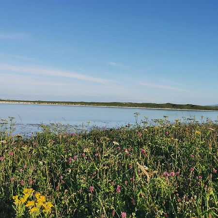 North Uist Lodges Tigharry Exteriör bild